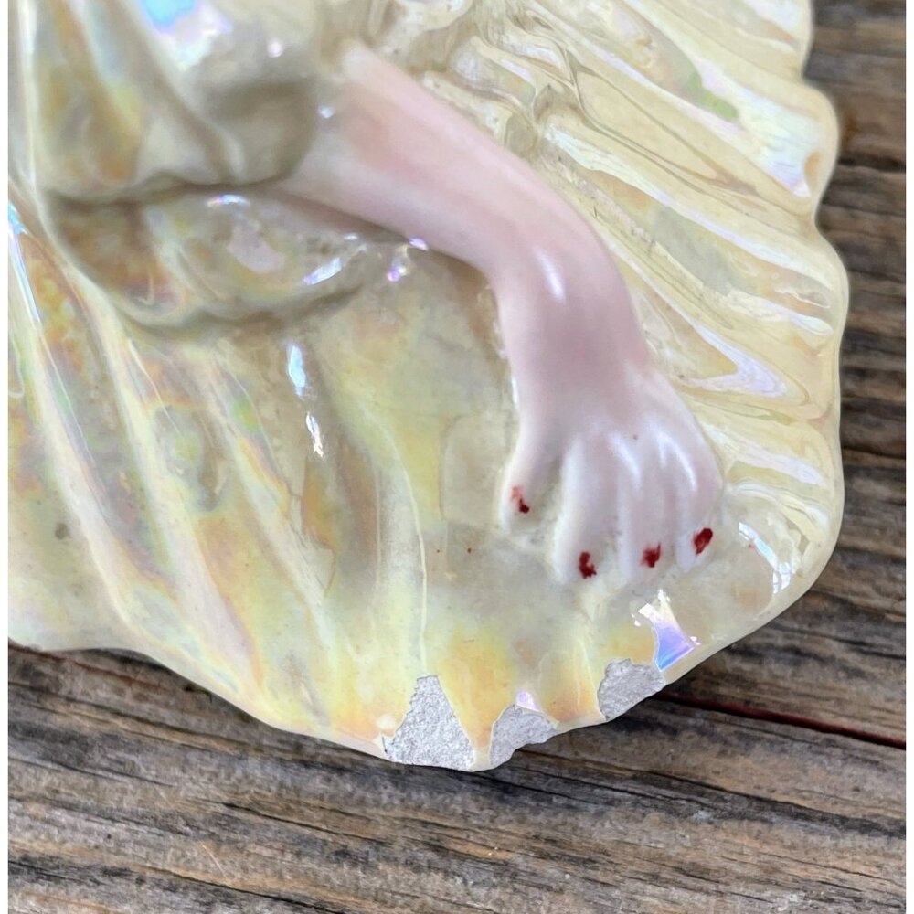 Vintage 1960s Ceramic Glam Lady Trinket Box On a Chair - Picture 8 of 16